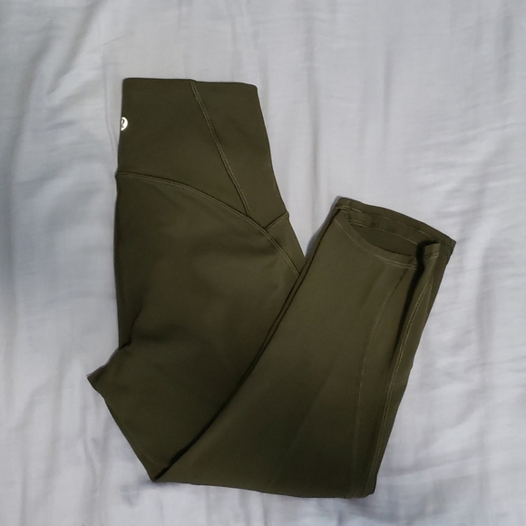 **SOLD**Lululemon Leggings - Picture 4 of 9